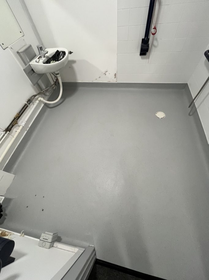 Wet Room Vinyl Flooring Brighton Commercial vinyl wet room flooring with coved skirting in Brighton